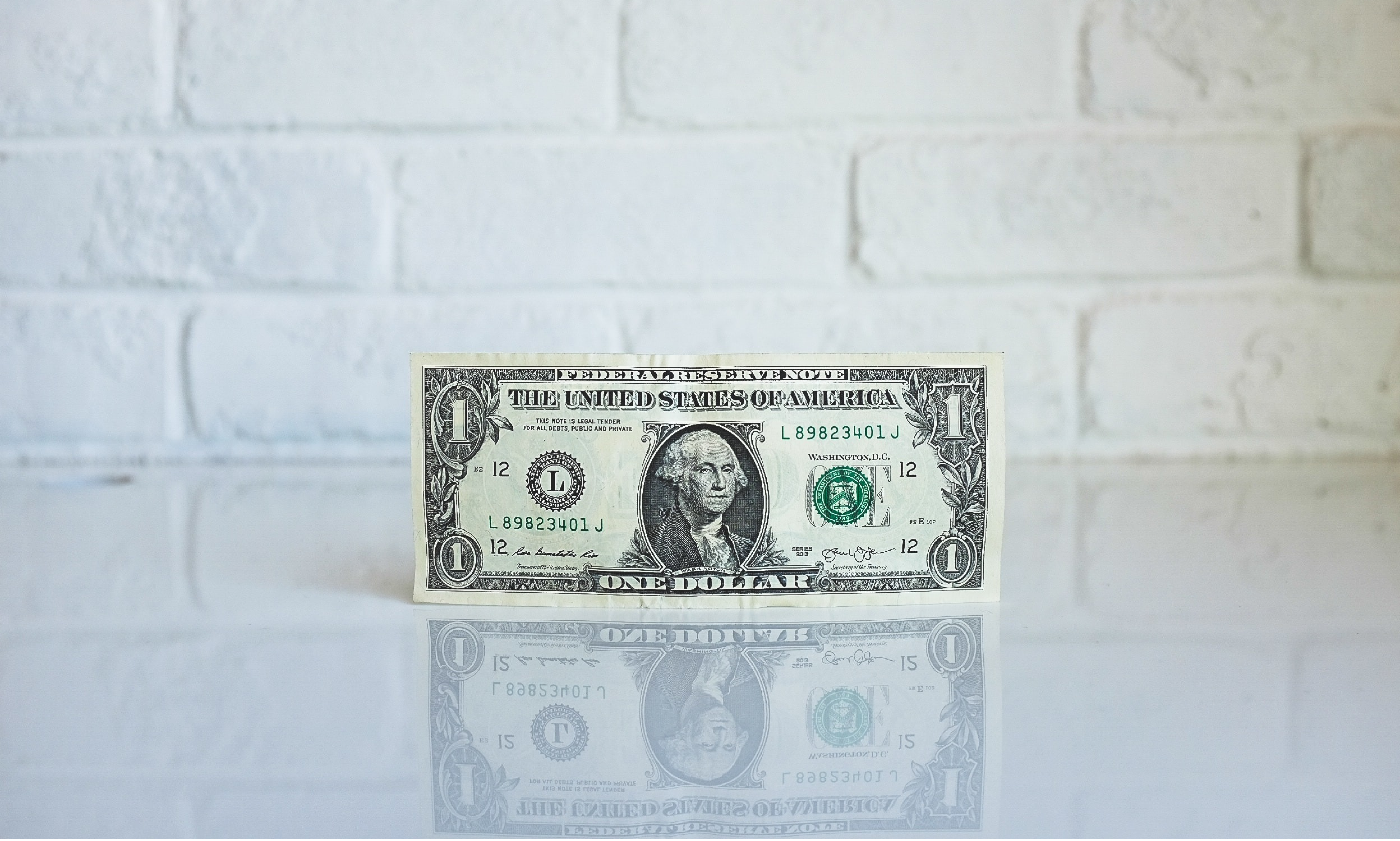 Image depicting various types of currency